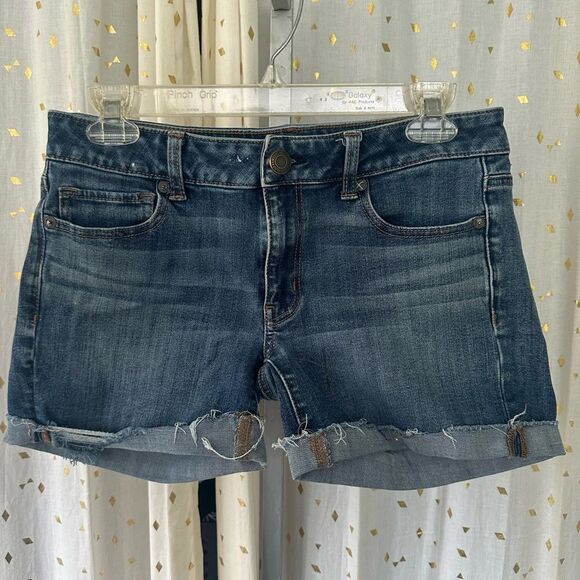 American Eagle 360° Super Stretch Distressed Folded Raw Hem Midi Denim Shorts 6 - Picture 2 of 7